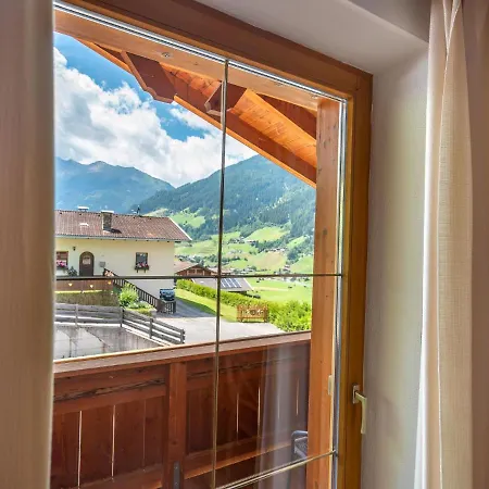 Ideal Apartment In Stubaital With Balcony Neustift im Stubaital Exterior photo